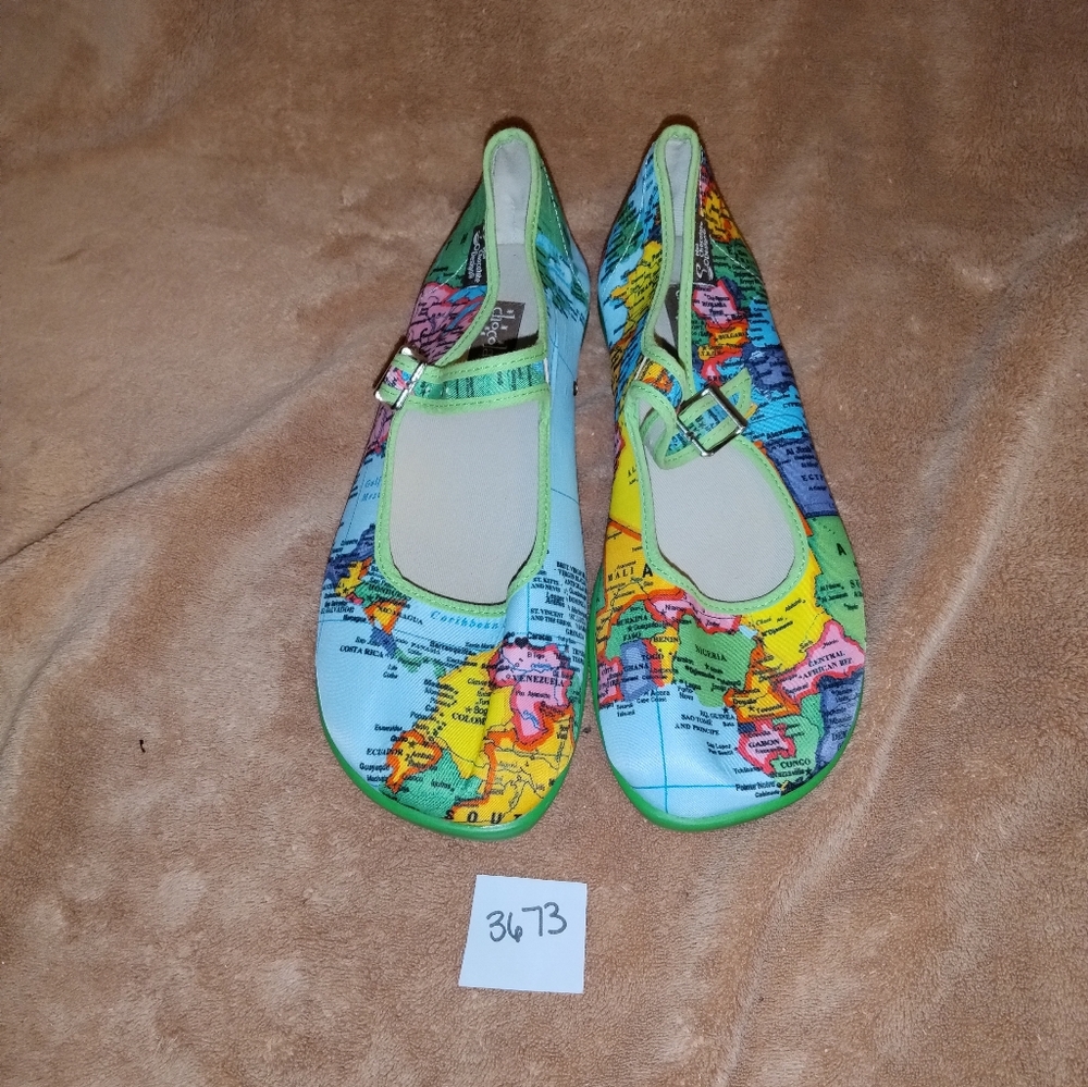 Hot Chocolate Mary Janes Size 7 1/2 #3673